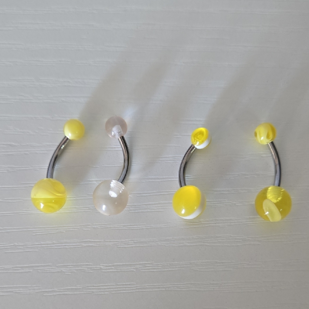 Set Of 4 Yellow and Silver Belly Rings